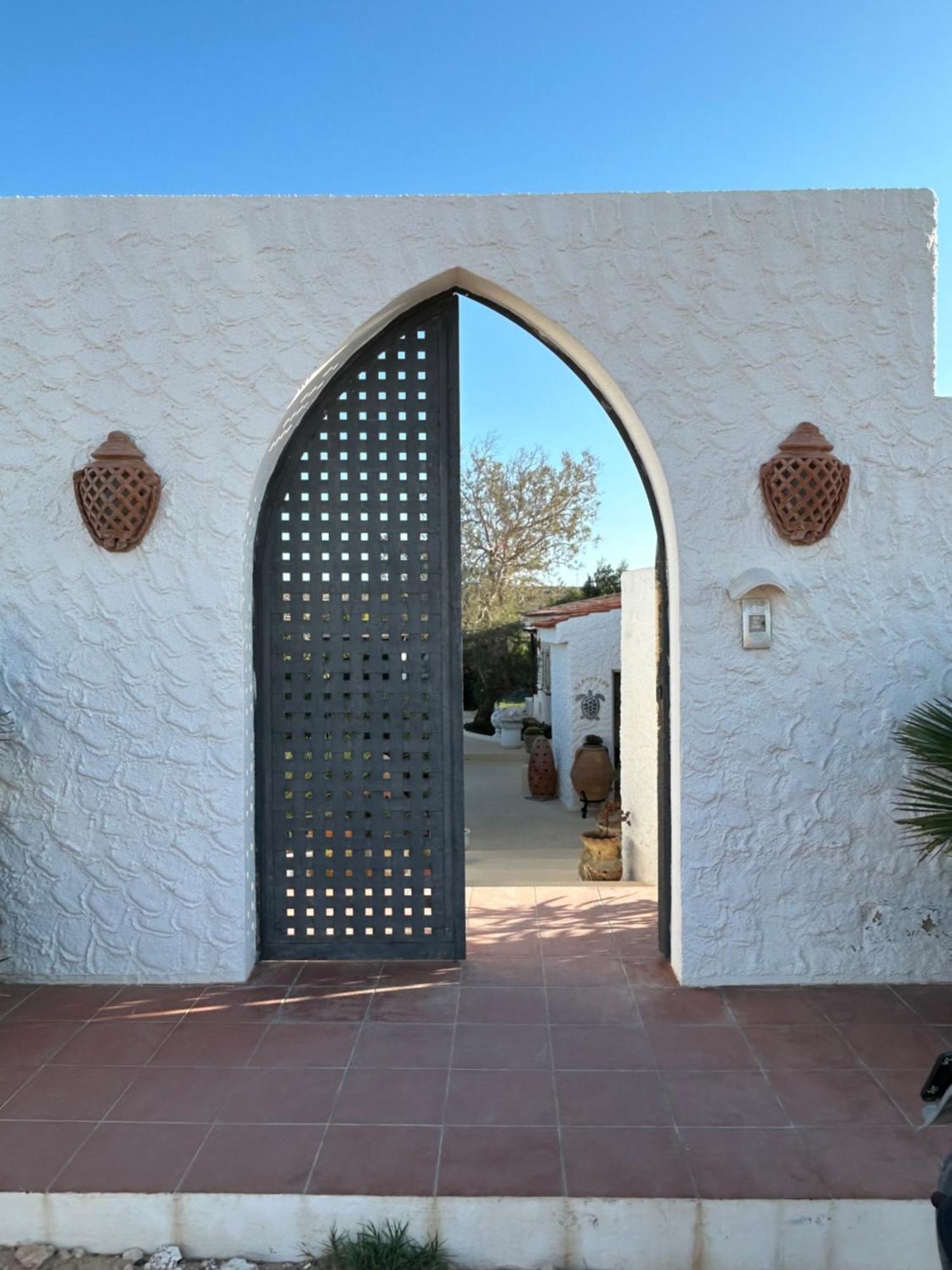Отель Oasi Di Casablanca Лампедуза Экстерьер фото