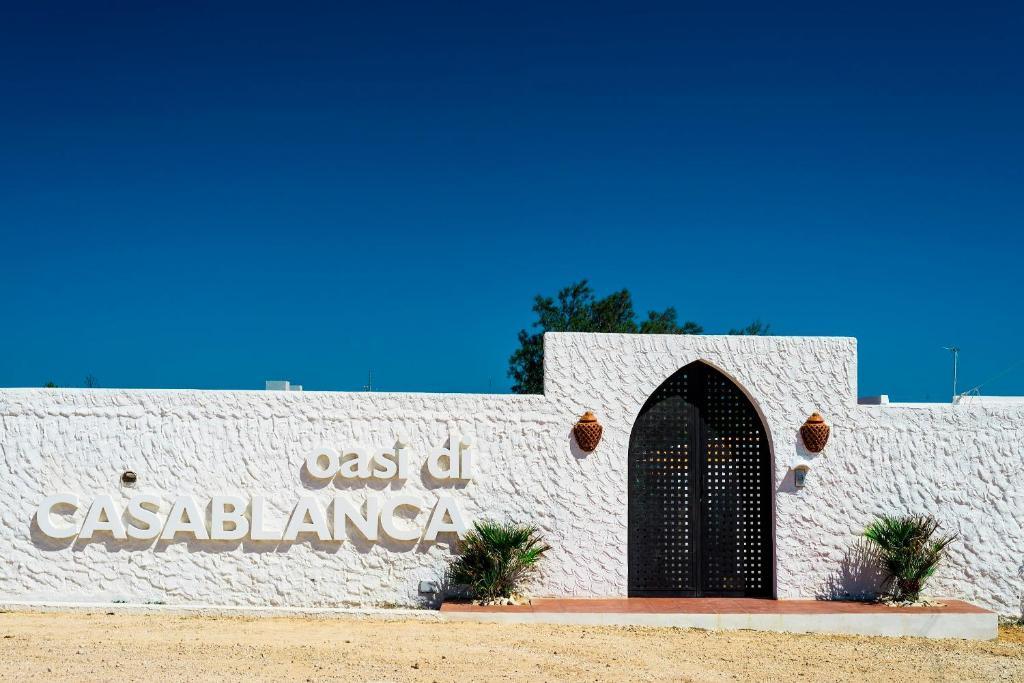 Отель Oasi Di Casablanca Лампедуза Экстерьер фото